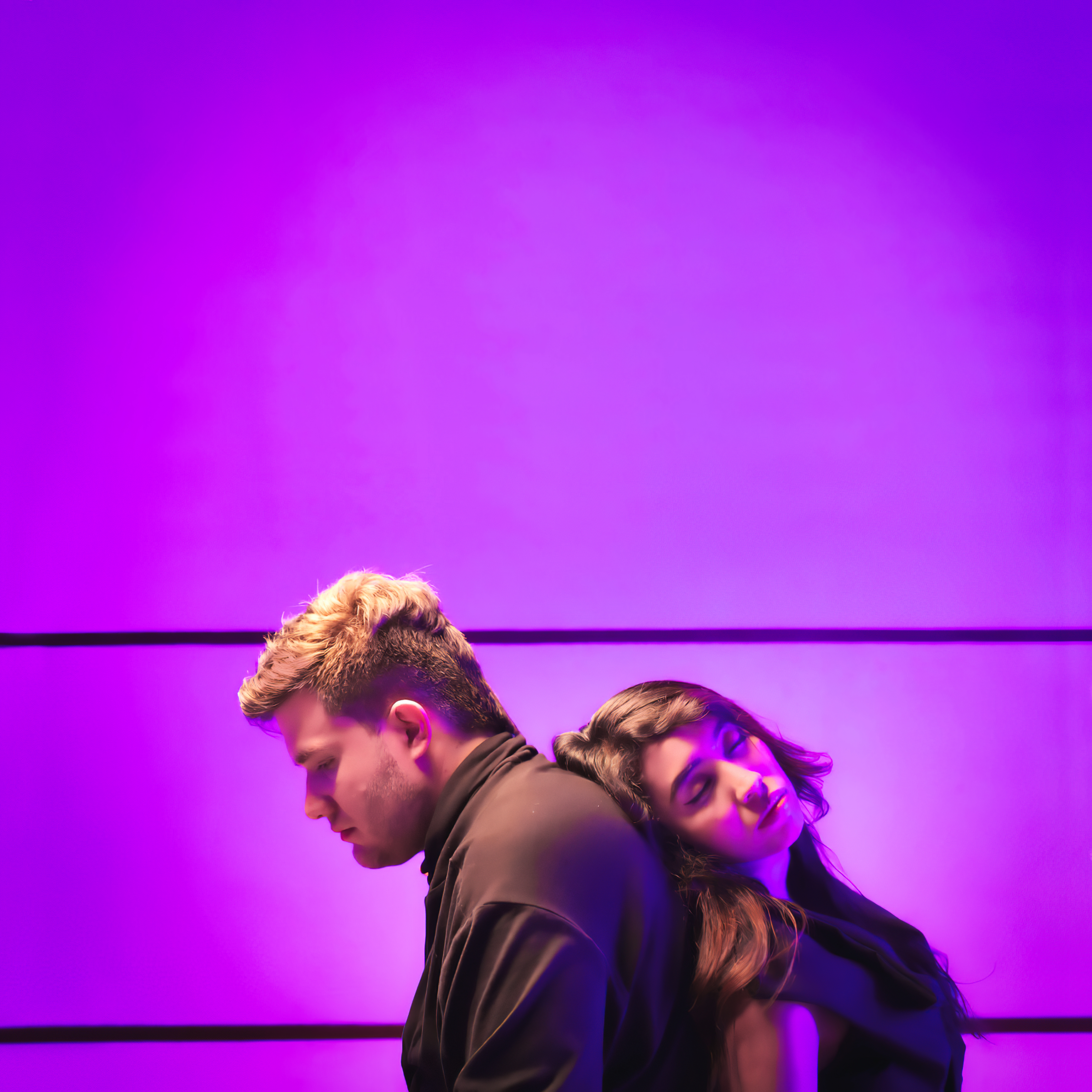 The V and The A en concierto 2